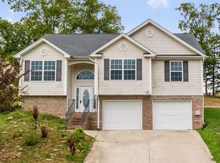1044 Apollo Dr, Soddy Daisy, TN 37379