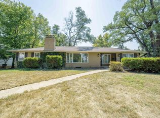 701 E 97th St, Kansas City, MO 64131