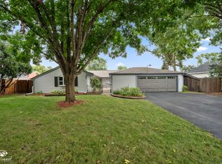 172 Lawton Ln, Bolingbrook, IL 60440