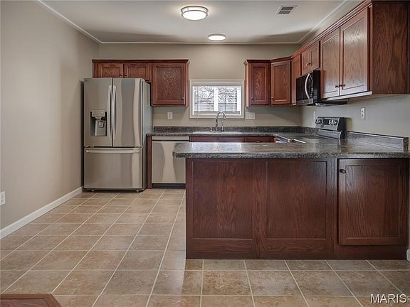 3rd image of 26147 N Carol St