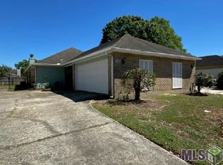 1645 W Fairview Dr, Baton Rouge, LA 70816