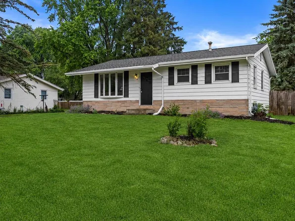 1204 Lisbon St, Watertown, WI 53098
