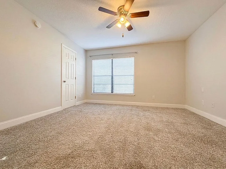 150 Killarney Bay Ct #5 — Photo 21