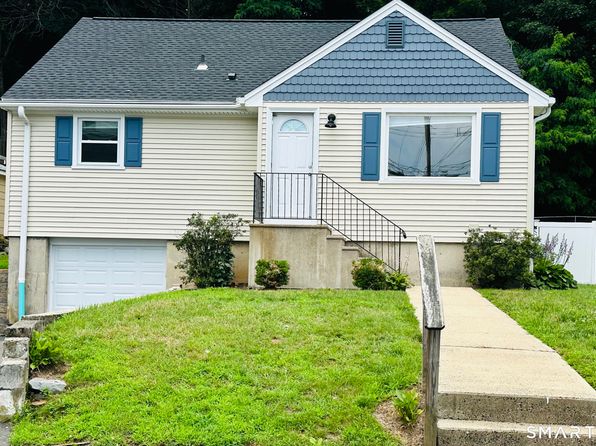 136 Hillside Ave