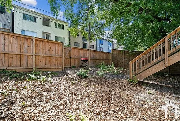 1241 Raum St NE #4 — Photo 4
