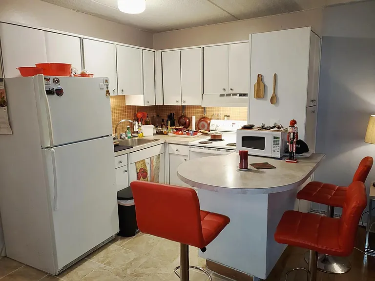 200 Swanton St #T18 — Photo 2