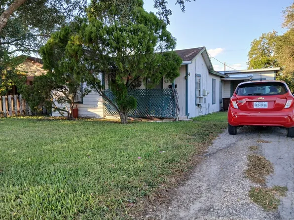 724 E Richard Ave, Kingsville, TX 78363