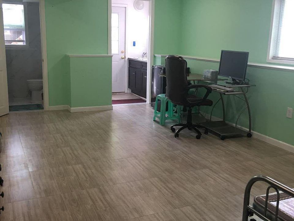 1st image of 343 Hunter Ave #1
