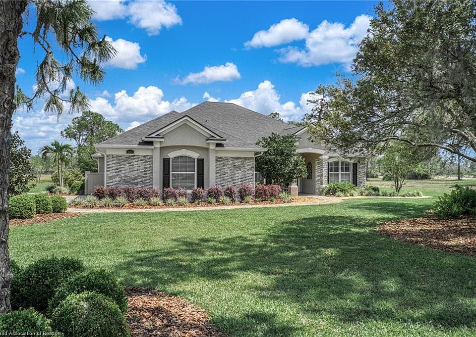 1st image of 3036 Woodland Creek Trl