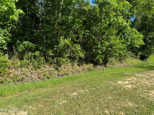 Lots 11&12 Iona St, Diamondhead, MS 39525