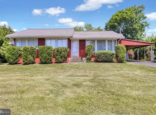 112 Center Ln, Reading, PA 19606