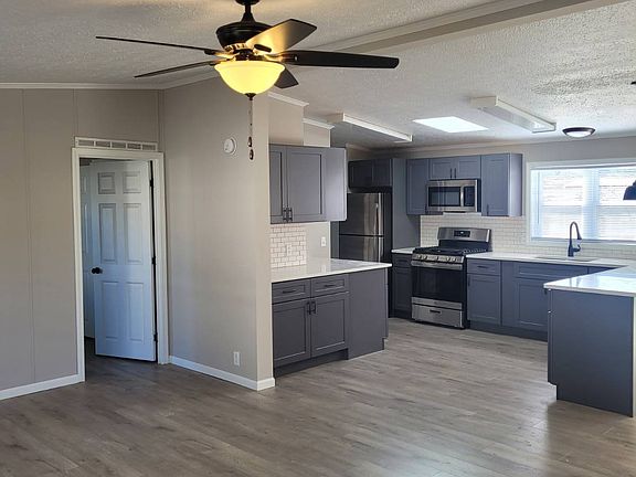 4th image of 8000 Warren Wood Lakewood Dr #3