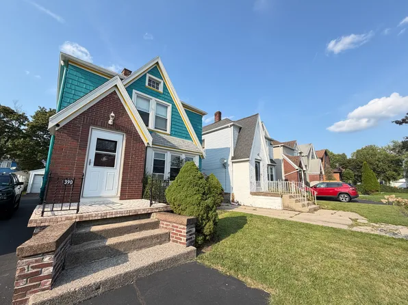 390 Sanders Rd Unit 2, Buffalo, NY 14216