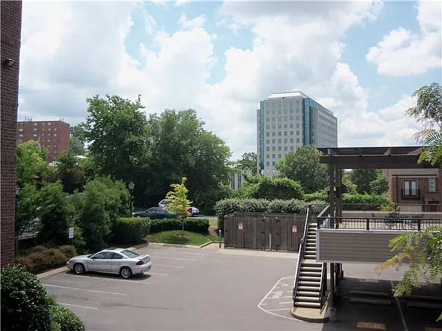 303 Criddle Street — Photo 2
