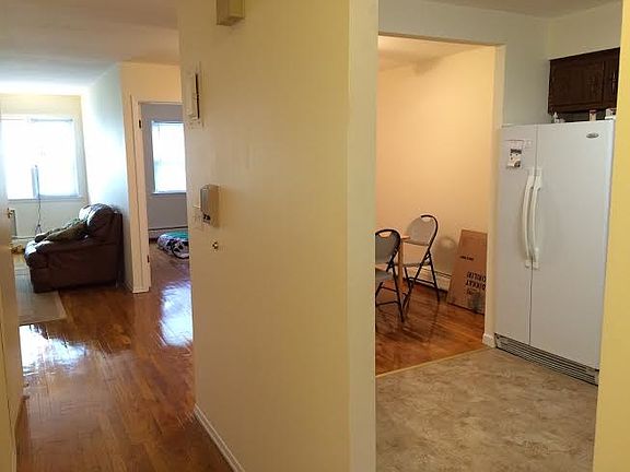 3rd image of 7114 73rd St #1