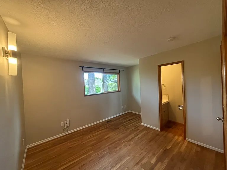 12913 SE Taylor Ct — Photo 10