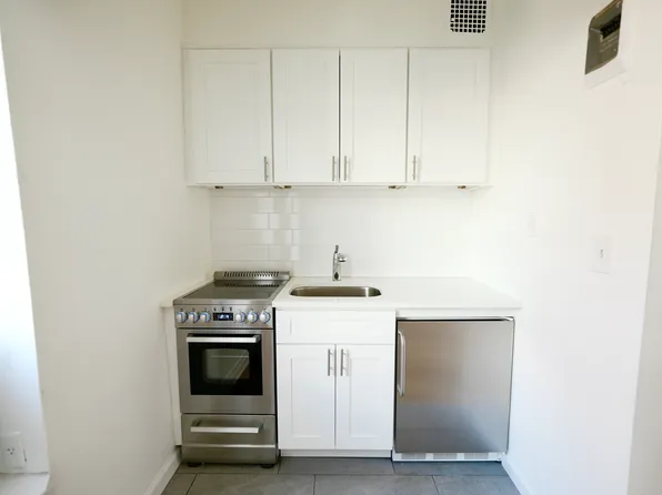 30 East 95th Street image 6 of 13