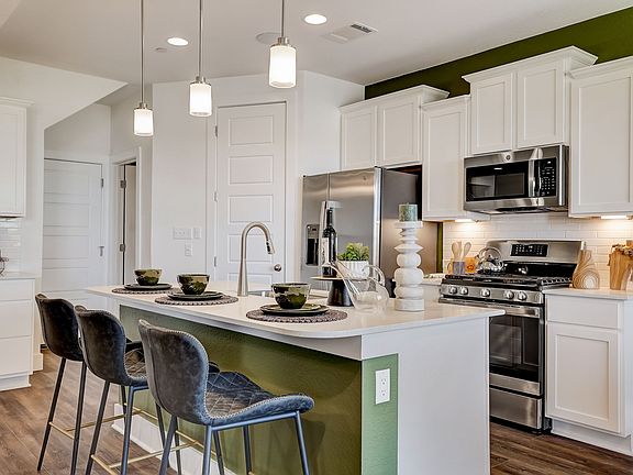 180-web-or-mls-Schultz Ln Unit 2503-021