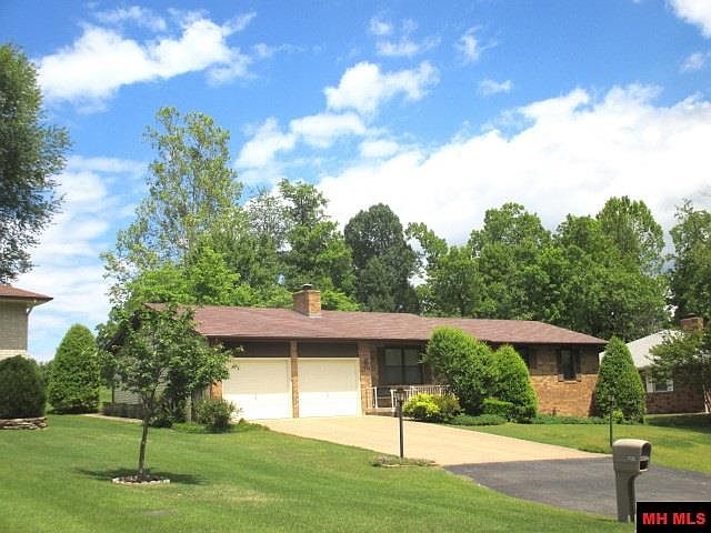 1st image of 1733 Fairway Dr