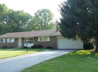 1700 Eastview Dr, Findlay, OH 45840