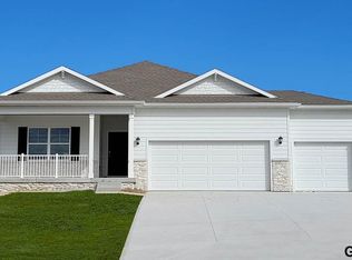 18417 Rose Lane Rd, Gretna, NE 68136