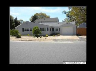 818 Buena Vista Rd, Forked River, NJ 08731