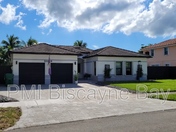 21369 SW 92nd Ave, Cutler Bay, FL 33189