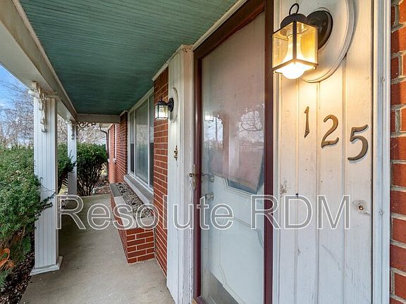 4th image of 125 N County Road 900 E