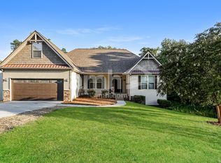 105 Amber Oaks Dr, Greer, SC 29651