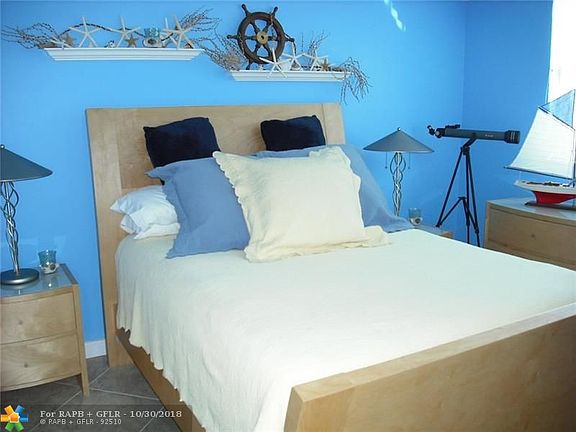 4th image of 3020 NE 32nd Ave APT 1219