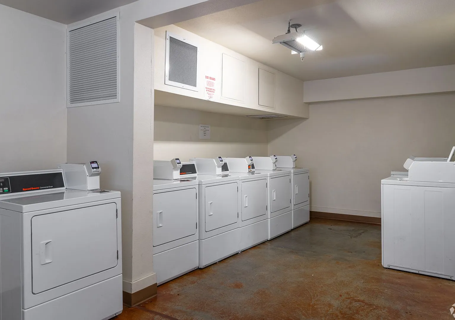 Fern Grove Apartments — Photo 2