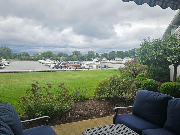 4th image of 87 Marina Point Dr