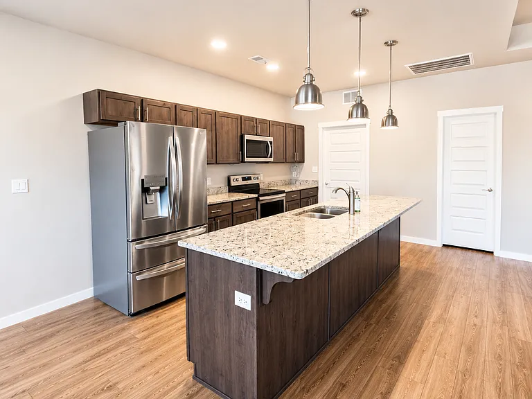 564 Red Cedar Way — Photo 8