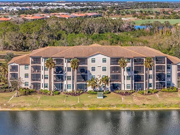 2nd image of 17108 Vardon Ter Unit 308
