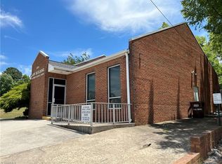 1104 W Green Dr, High Point, NC 27260