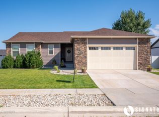 52 Wolf Creek Ln, Gillette, WY 82718