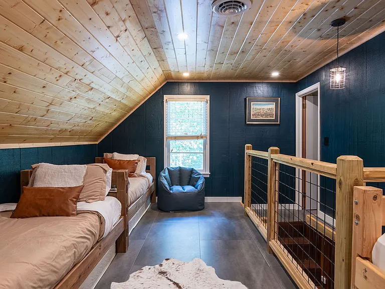 4266 Blue Rock Rd — Photo 22