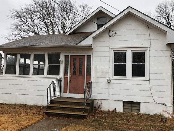 2nd image of 6854 Clark Ave