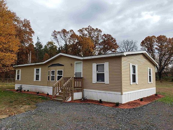 3rd image of 52816 New York Dr