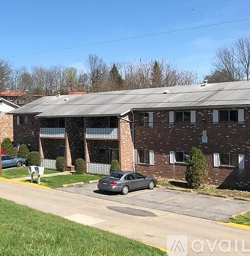 1st image of 428 Dille St #18