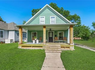 515 N 3rd St, Rogers, AR 72756