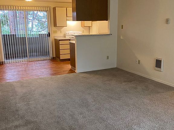 3rd image of 12247 NW Cornell Rd APT 204