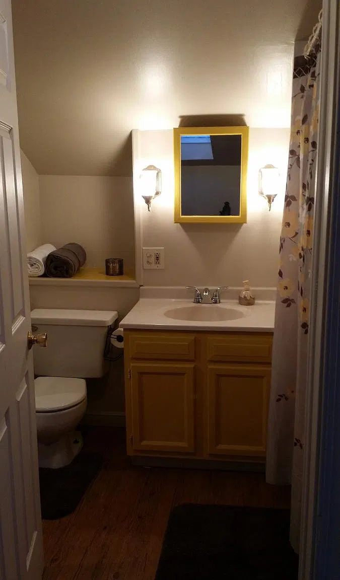 1 bed, 750 sqft, $1,200 — Photo 3
