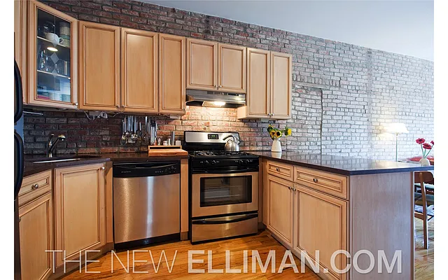 Sold by Douglas Elliman | media 16