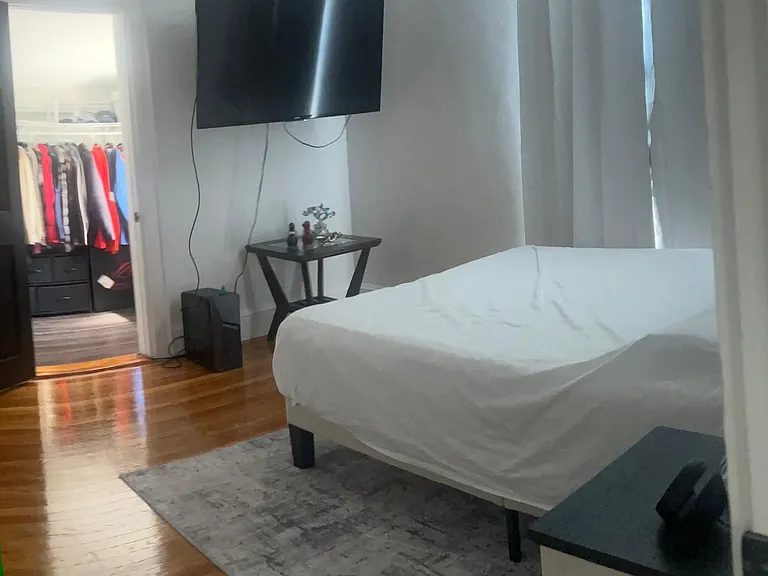 17 Fairview Ave #2 — Photo 9