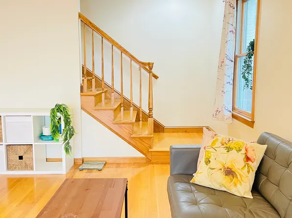 82 Federal Ave, Quincy, MA 02169