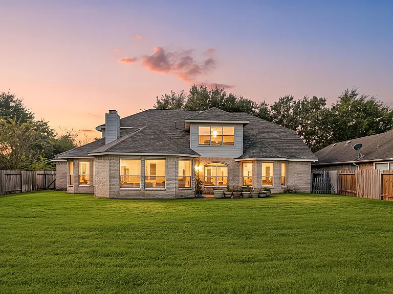 14910 Lake Woodbridge Ct — Photo 2