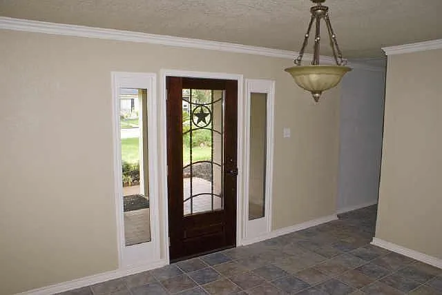 111 Shadylyn Dr — Photo 4
