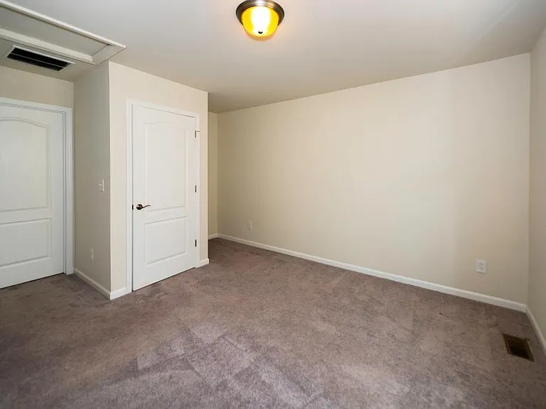 2801 Dillon Dr — Photo 40