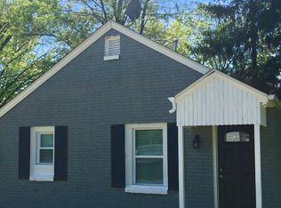 1007 Eastbrooke Dr, Valparaiso, IN 46383